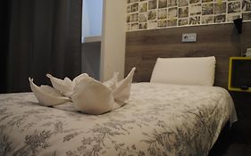Hostal Abril Madrid